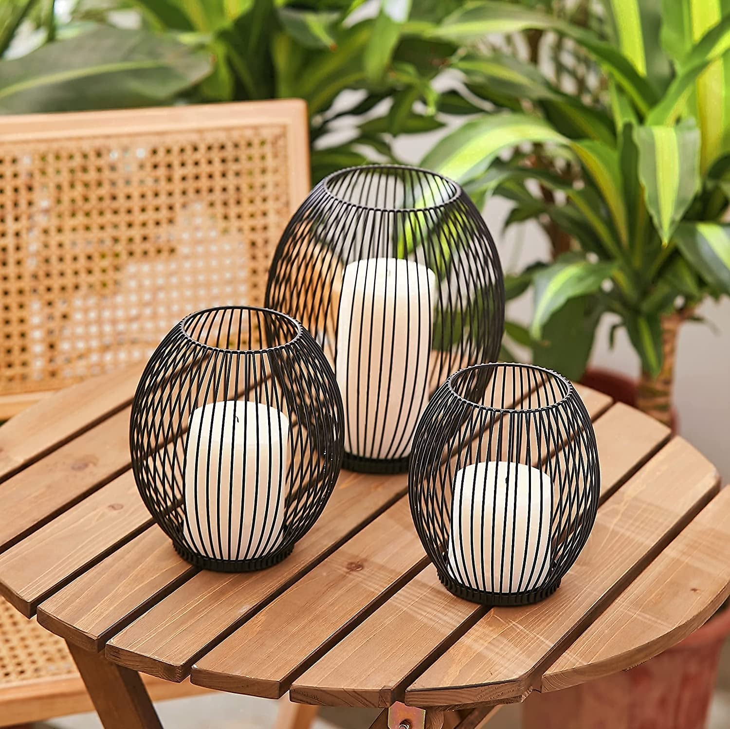 Outdoor Candle Holder Decor Set - Black Candle Holder - Candles Holders for Table Centerpiece - Hurricane Candles Holder for Pillar Candles Cage Candle Holders Black Wire Decorative